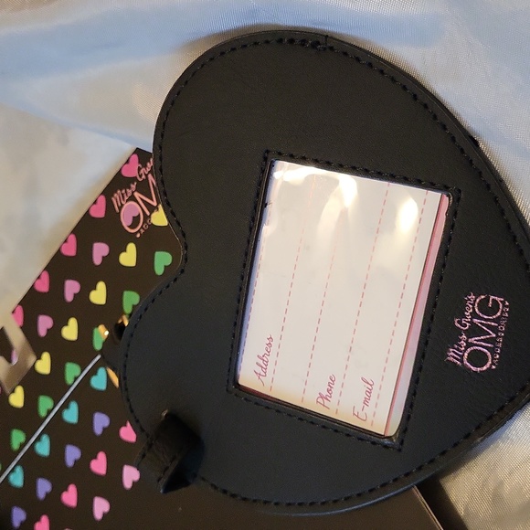 Luggage 2pc tags quilted, sequin heart - Picture 3 of 5